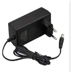 9V 2A 5.5X2.5 ADAPTÖR WEKO 21827