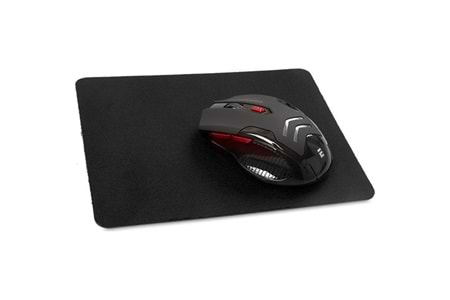 24*32 DÜZ SİYAH MOUSE PAD